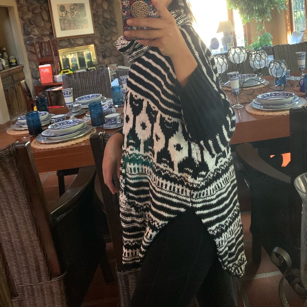 Sweater - Picture 2 of 3